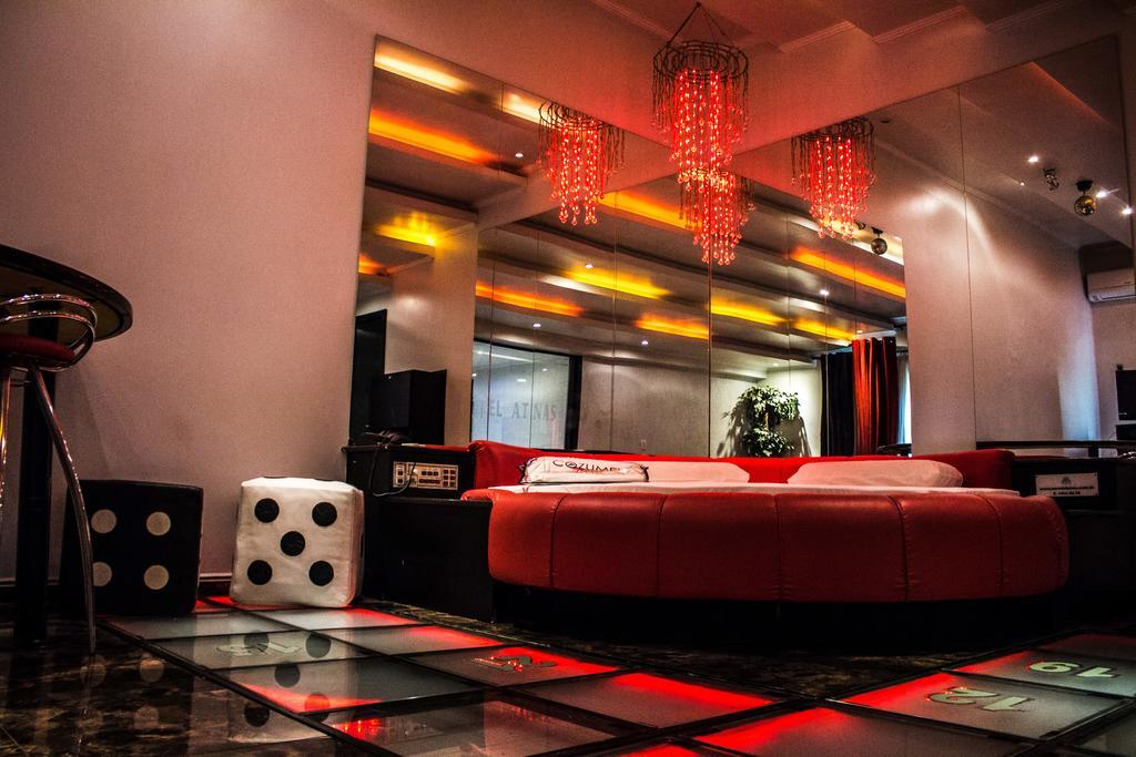 Motel Cozumel (Adults Only) Porto Alegre Buitenkant foto